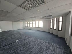 Peninsula Plaza (D6), Office #560452051